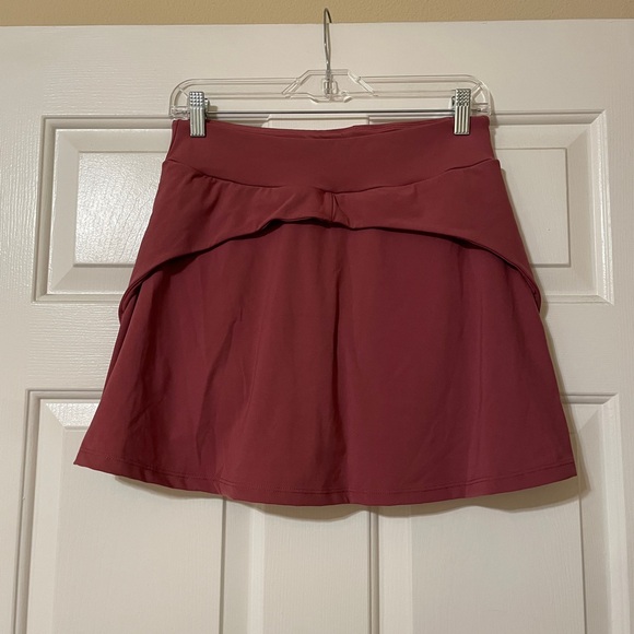 NEW! Marika Women's Burnt Red Athletic Skirt Skort Workout Yoga Active Size Med - Picture 5 of 9